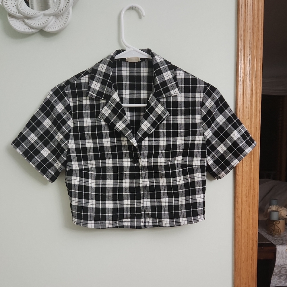 Black and White Plaid Crop Top